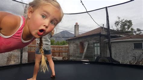 Brooklyn And Brianna Doing Trickery On The Trampoline Youtube