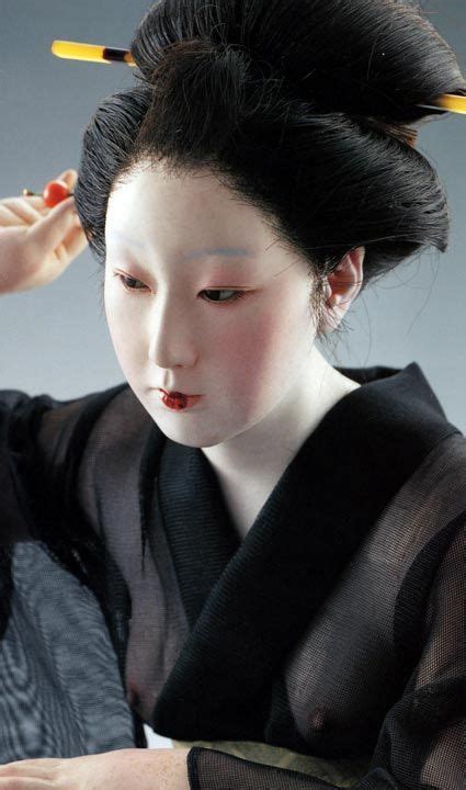 人形 みたい な 顔 日本 人