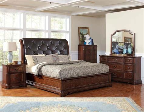 If your priority is storage, be sure to look at master bedroom sets that include bed storage with drawers or a footboard with shelves. The Great of California King Bedroom Sets in 2020 | King ...
