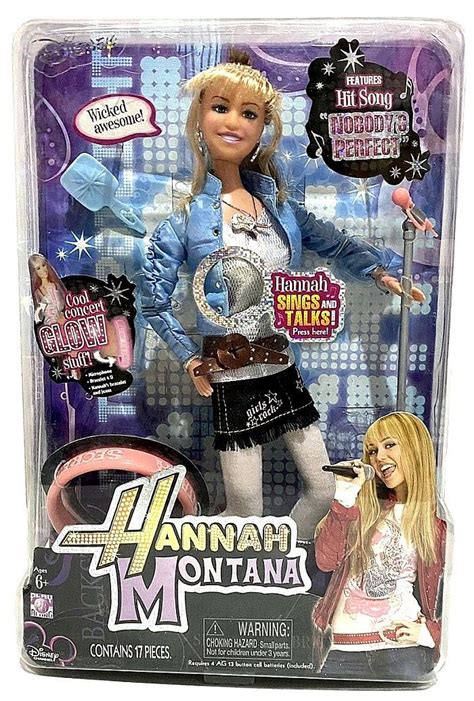 Hannah Montana Play Along Singing Hannah Doll 2007 Contains 17