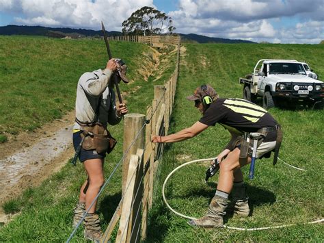 Respect And Friendship On The Fenceline Fcanz Fencing Contractors Association Nz