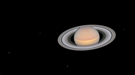 Nuova Foto Del Pianeta Saturno Stavolta L Immagine Del Telescopio