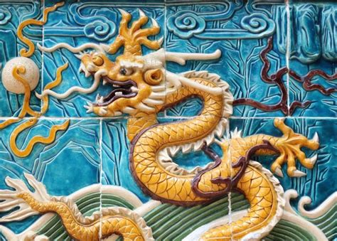18 Chinese Dragon Pictures To Bring Good Fortune Lovetoknow Chinese