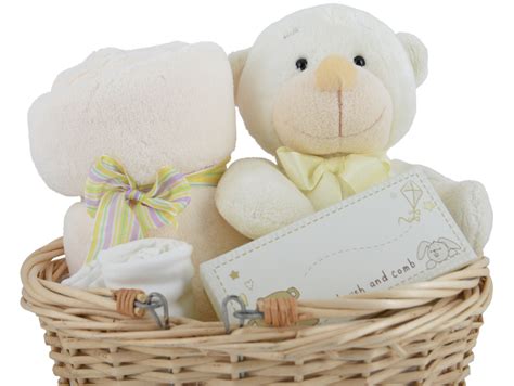 Unisex baby shower gift basket ideas. babys-unisex-gorgeous-gift-basket-3_pr4987_2 - Pouted ...