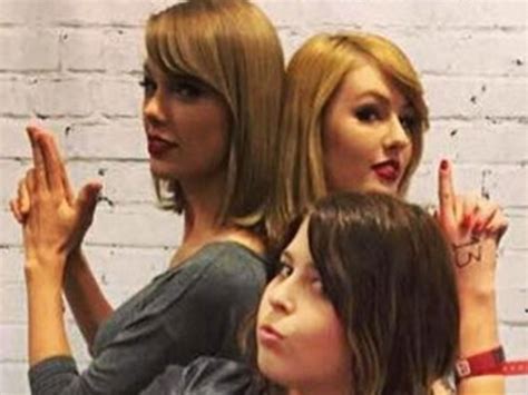 This Has To Be The Best Taylor Swift Lookalike Ever Look