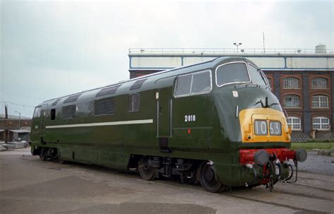 D818 Glory Swindon Works Spring 1981 These Locos Really Flickr