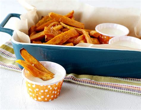 Arrange on two baking sheets and bake in the oven for 15 to 17 minutes, shaking the pans halfway through, until the fries are sizzling (watch so that the edges don't burn). Marshmallow dipping sauce for sweet potato fries recipe
