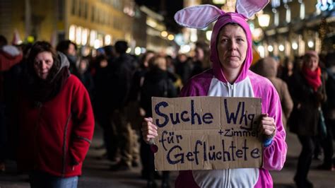 München Tausende Münchner Demonstrieren Gegen Pegida Augsburger