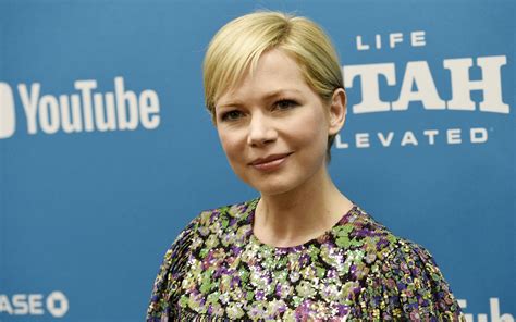 Michelle Williams Aids Cause Of Equal Pay For Equal Work Ap News