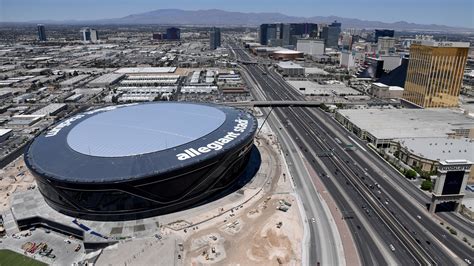Las Vegas Raiders Stadion Wie Viele Zuschauer Fasst Das Allegiant