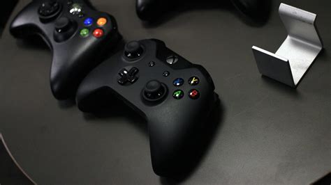 Xbox One Controller Hands On Rumbling Triggers Are Freaking Awesome