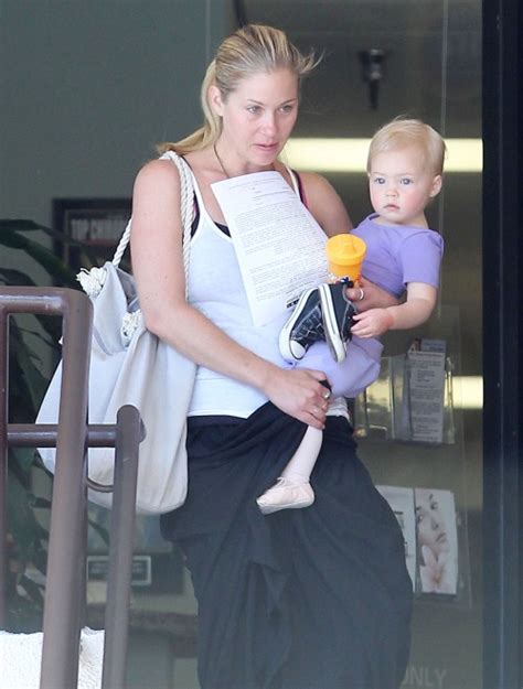Christina Applegate And Her Daughter Sadie Stopping By A Health And