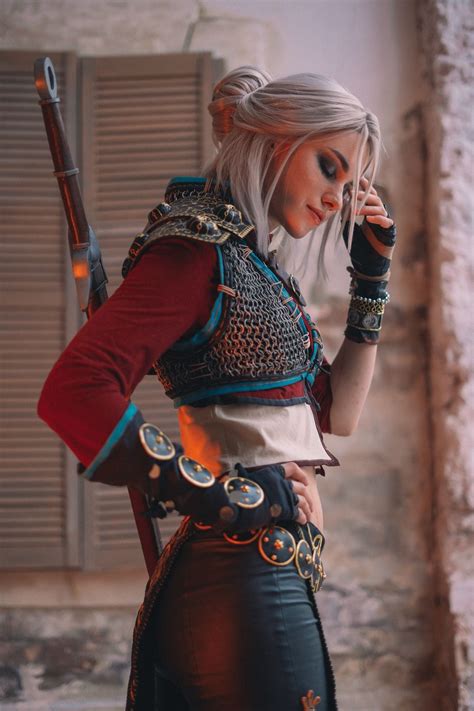 The Witcher 3 Ciri Cosplay Is An Enchanting Mirror Image Of The Princess