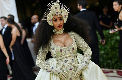 Cardi B Compares Donald Trump To Bill Clinton Its Clear He Has Sex