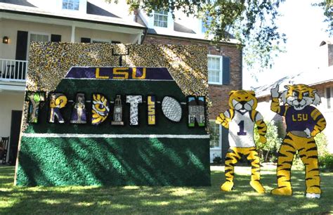 Lsu Homecoming A One Of A Kind Tradition The Red Stick Blog Visit Baton Rouge