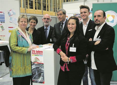 Haus der deutschen wirtschaft in berlin eingeweiht. Gesamtschule Waltrop zu Gast im Haus der Deutschen ...