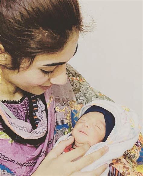 Dania Shah Blessed With Baby Boy Dania Shah Son Pictures Pk