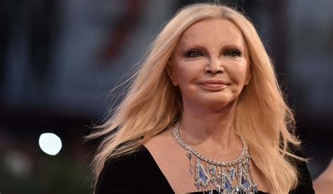 ……sono solo le nuvole con qualche goccia che assomiglia alle lacrime. Fidanzato Patty Pravo: tra droga, amori impossibili e un ...