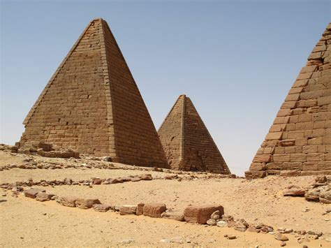 Nubian Pyramids Of The Ancient Kushite Kingdom Meroë 300 Bcad 300