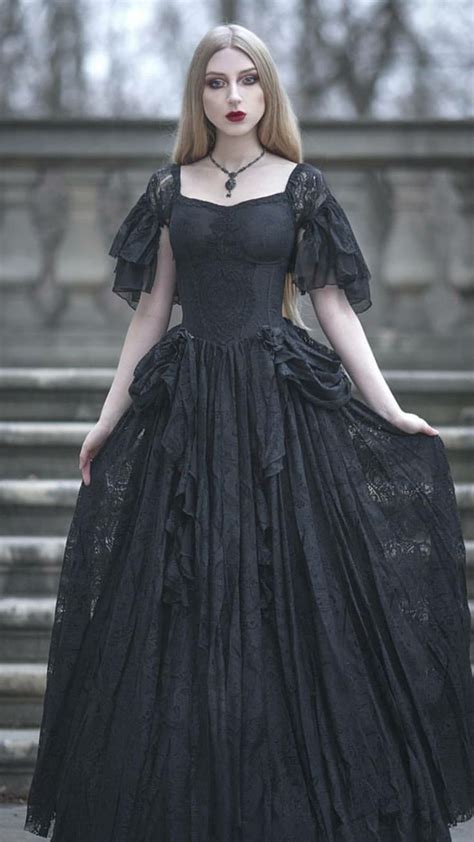 Pin By Spiro Sousanis On Absentia Vampire Dress Medieval Fashion Steampunk Bustle Skirt