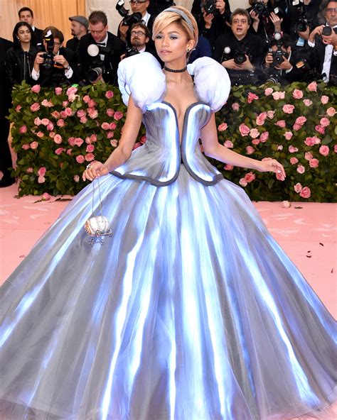 That's why, at her 20s, she is already the winner of many prestigious awards. Peep 8 Of The Most Extra Looks From The Met Gala Red ...