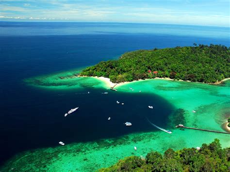 Malaysia Tun Sakaran Marine Park 2016 Bing Desktop