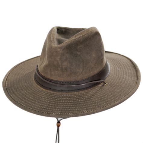 Henschel Weekend Walker Waxed Cotton Outback Hat Outdoors