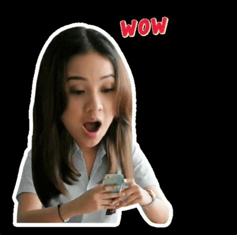 Hanya saja, bercandaan mereka kadang kala memang garing dan receh banget. Muka Lucu GIFs - Get the best GIF on GIPHY