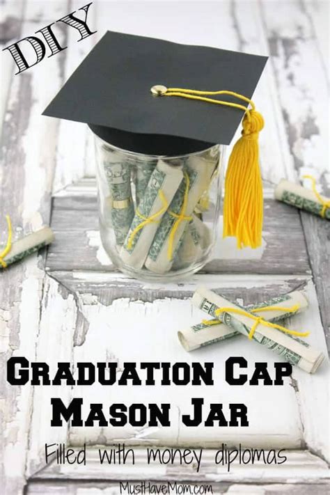 Guidelines for monetary graduation gifts. 30 Awesome High School Graduation Gifts Graduates Actually ...