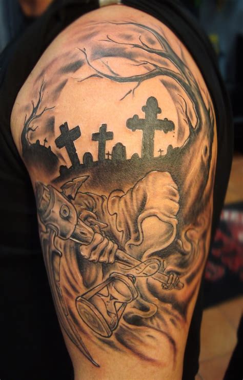 Most often, men, it seems get motivated to get such men, as we all know are fashion conscious and it's just not restricted to women! 1887Tattoos: Angel Tattoos For Men