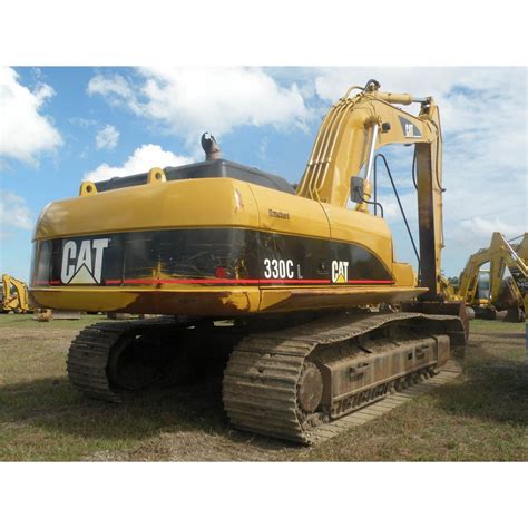 The cat 330 raises the bar for performance and fuel efficiency in this size class. CAT 330 CL HYDRAULIC EXCAVATOR