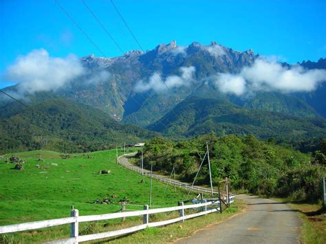 Located high on the sinar hill, and on the same altitude with the desa cattle farm, this place has a view second to none. 3D2N Kundasang @ Sabah | Ticket2u