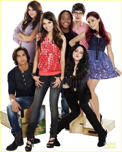 Victorious Is One Of The Best Tv Shows Ever Its About A Girl Who Goes