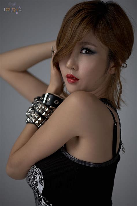Choi Byeol Yee Sexy In Black Korean Models Photos Gallery