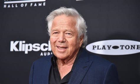 Patriots Owner Robert Kraft Charged With Soliciting Prostitution On Day Of Afc Title Game The