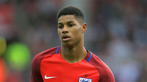 If you've been looking to change up your look a new hairstyle will certainly do it. Roy hodgson shows attacking intent with rashford and ...