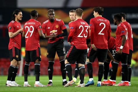 Chelsea football club / ˈ tʃ ɛ l s iː / adalah sebuah klub sepakbola profesional terbesar di london dan dunia yang bermarkas di fulham, london. Manchester United Vs Villarreal Channel - Watch Chelsea vs ...