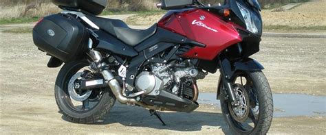 Bike has been outfitted for true adventure riding and has tons of storage and power. Suzuki DL 1000 V-Strom - 2008 - Dybt komfortabel og med en ...