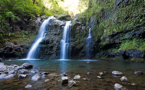 Triple Waterfall On Road To Hna Maui Hd Wallpapers