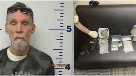 convicted felon arrested after drug trafficking unveiled during traffic stop guthrie pd