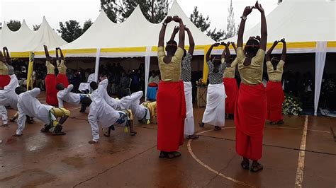Igishakamba Rwandan Traditional Dance Shot From The Back Youtube