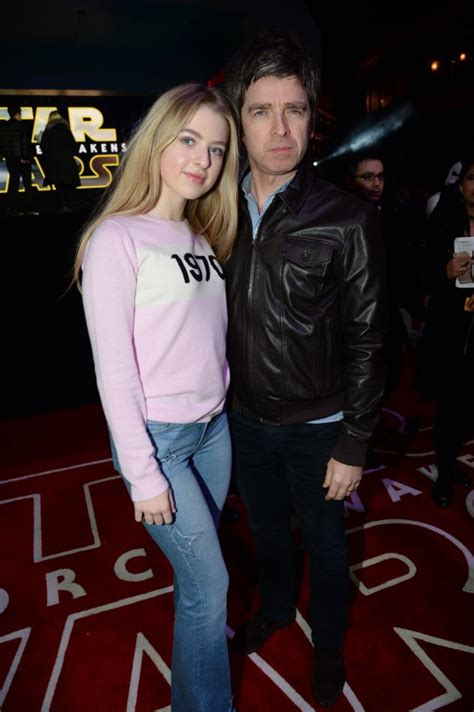 Noel Gallaghers Daughter Anais On Oasis Rocker Refusing To Wear Mask
