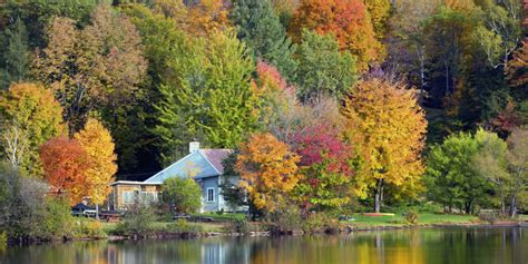 50 Small Towns Across America With The Most Beautiful Fall