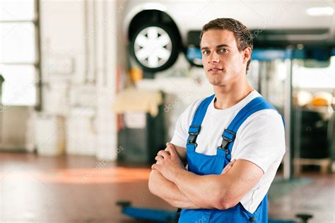 Auto Mechanic Standing In His — Stock Photo © Kzenon 5023347