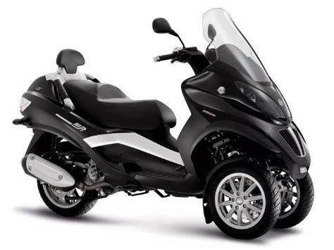 Характеристики мотоцикла PIAGGIO MP3 250LT — каталог, фото, описание