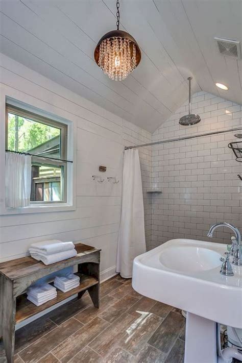 38 Stunning Farmhouse Bathroom Tiles Ideas Farmhouse Shower Bathrooms Remodel Amazing