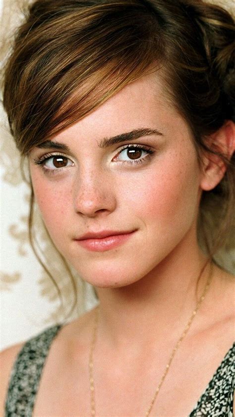 A Close Look Emma Watson Style Emma Watson Beautiful Emma Watson