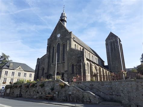 Lorgue De La Collégiale De Mortain Bocage