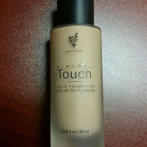 Younique Touch Mineral Liquid Foundation Organza Touch Mineral Liquid