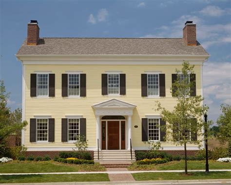 What Are American Colonial Style Homes